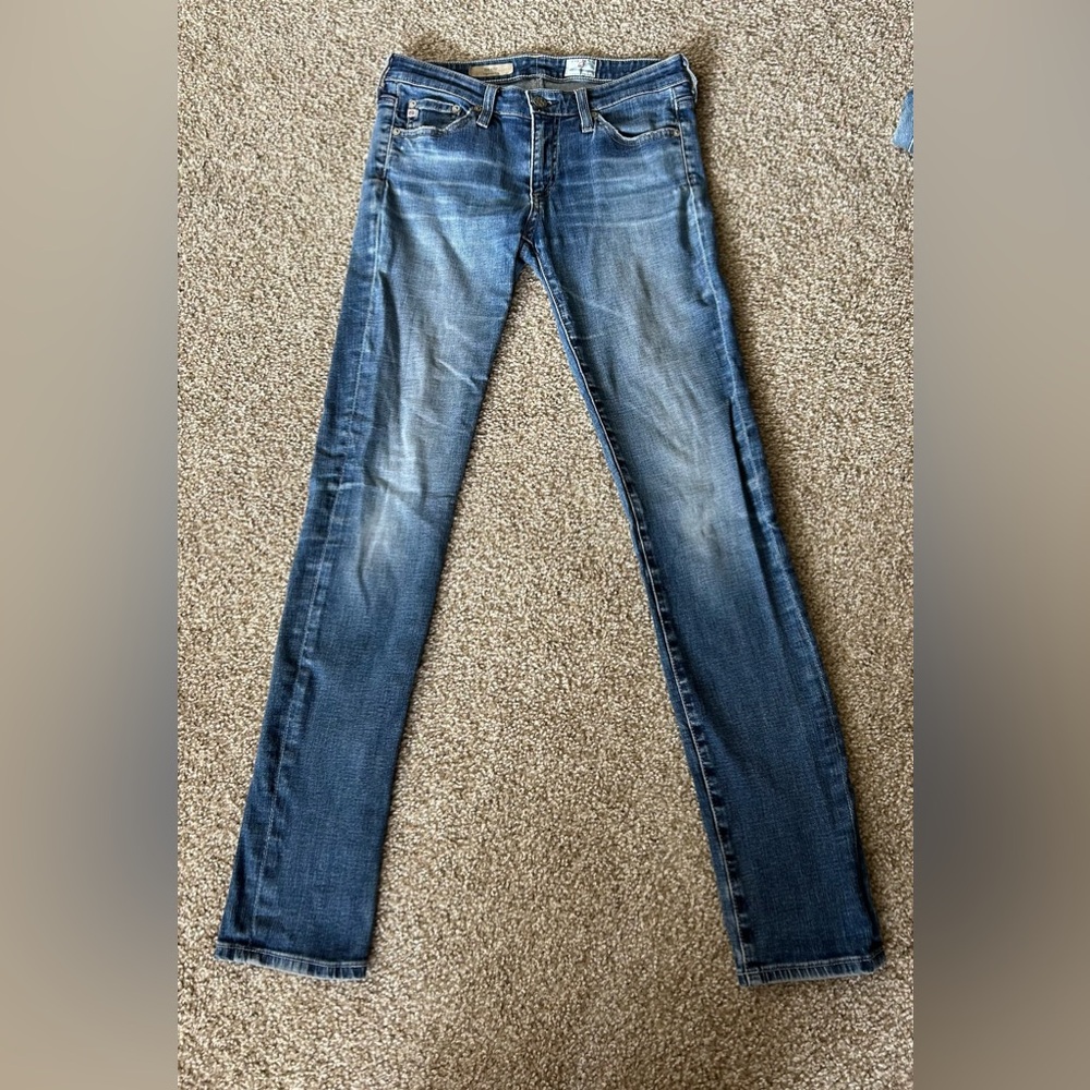 AG “The Stilt” Cigarette Leg Jeans (26R)